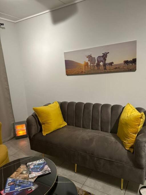 Waterfall Paradise Entire Executive 1 Bed Midrand