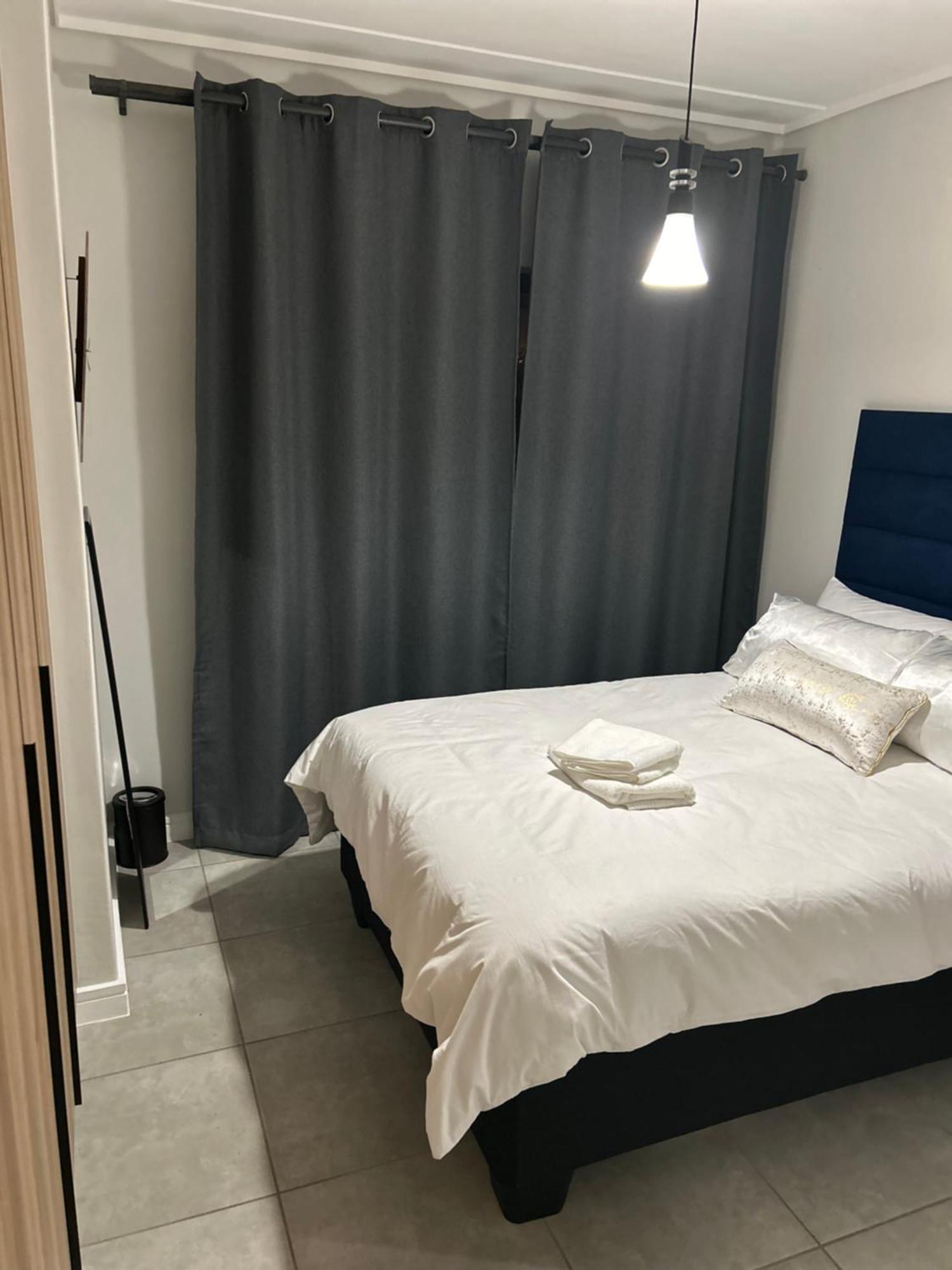Waterfall Paradise Entire Executive 1 Bed Apartment Midrand