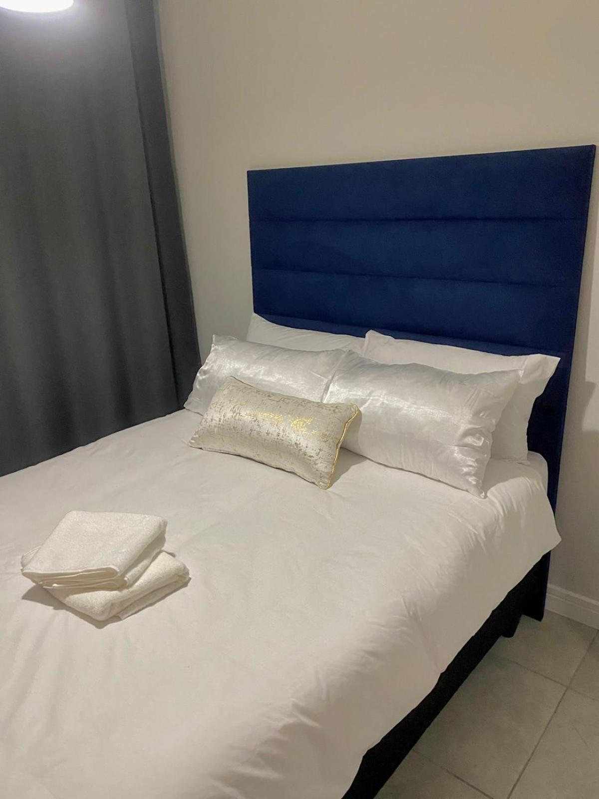 Waterfall Paradise Entire Executive 1 Bed * Midrand