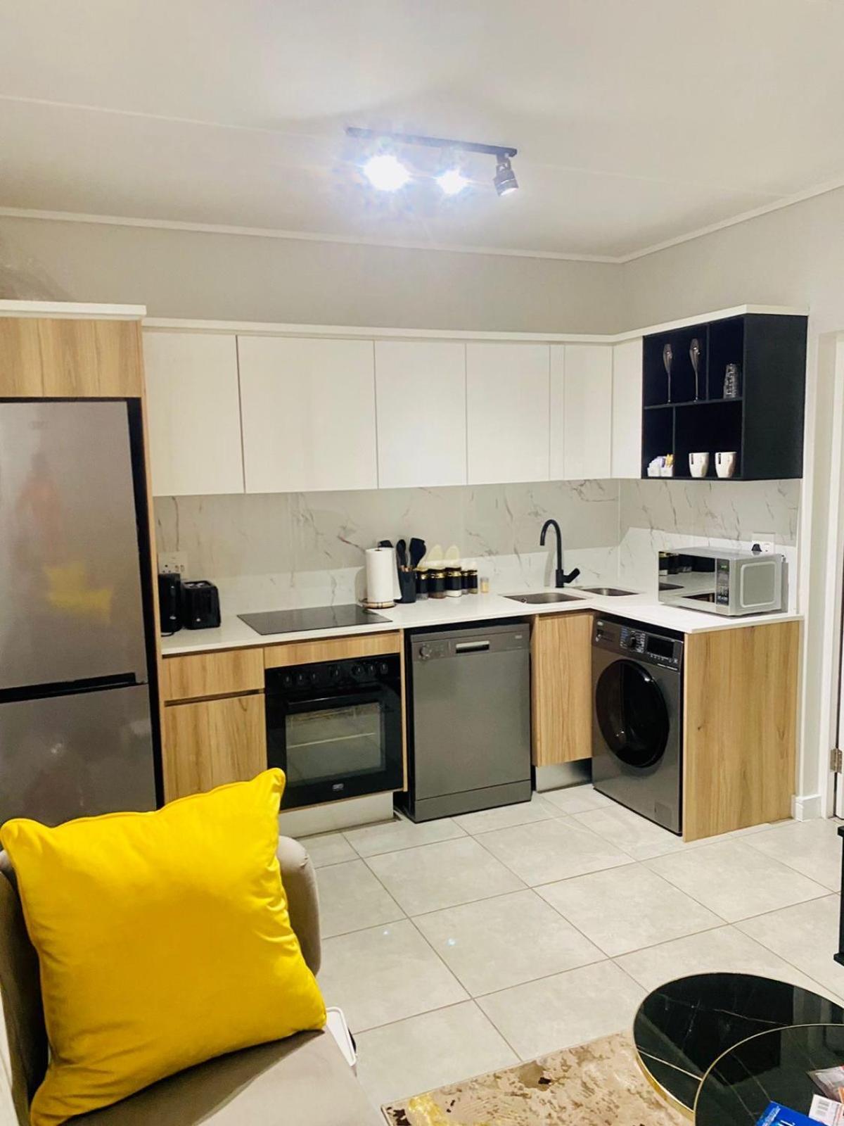 Apartment Waterfall Paradise Entire Executive 1 Bed *
