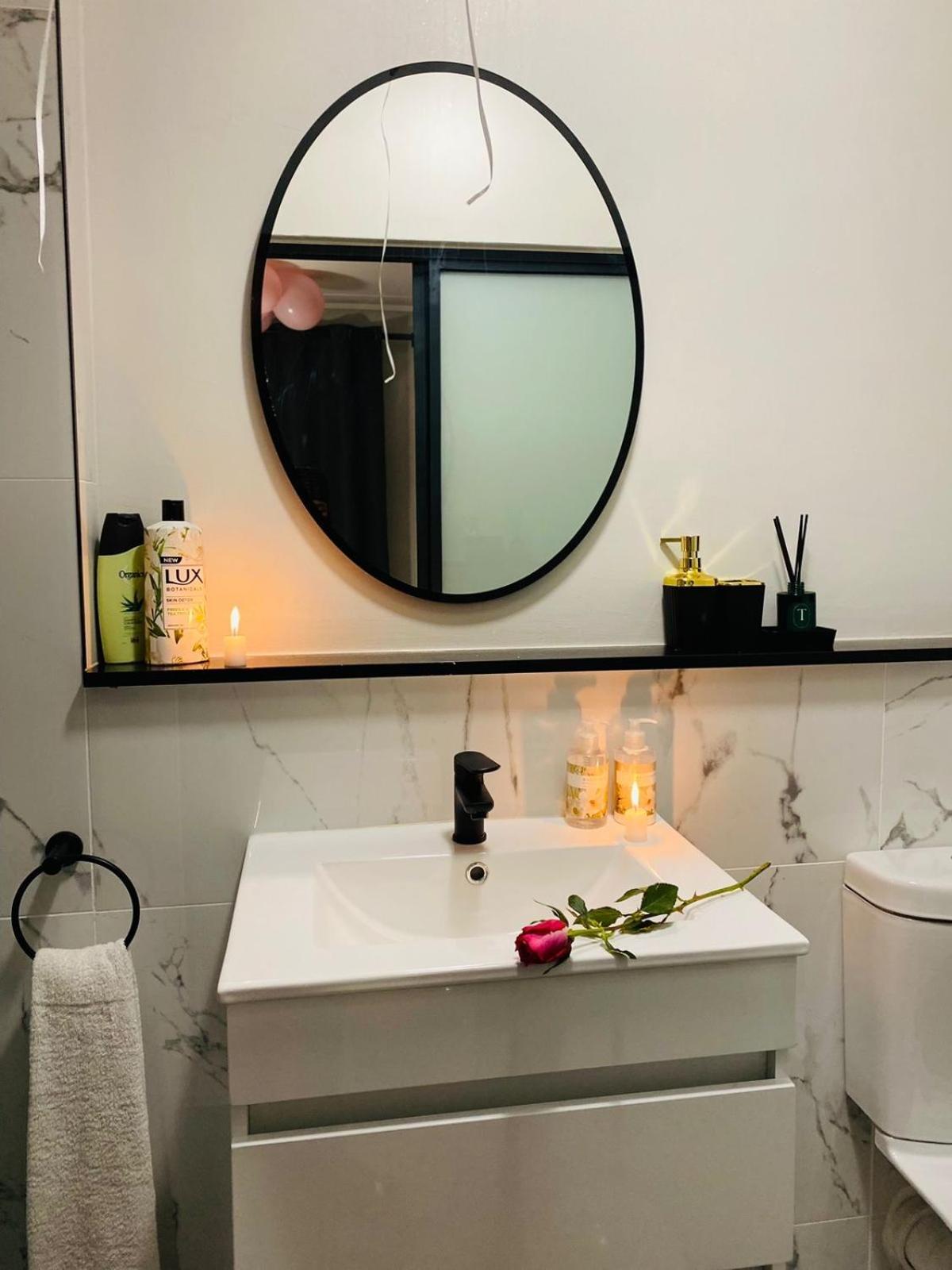 Waterfall Paradise Entire Executive 1 Bed *